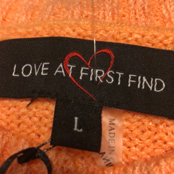 Brand🆕❤️🔥❤️ LOVE AT FIRST FIND knit top. - Picture 3 of 9